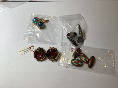 Lot 281 - Thirty-two pairs of vintage cufflinks, many 1930’s 1940’s.