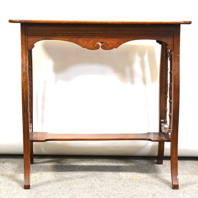 Lot 435 - Edwardian mahogany occasional table