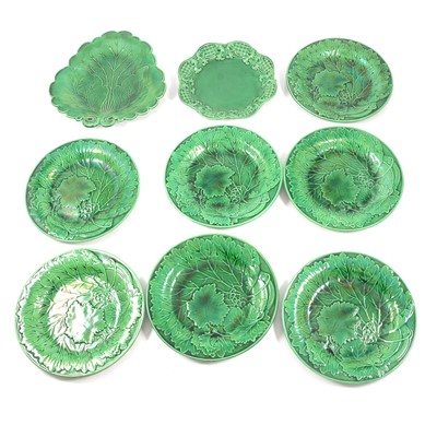 Lot 27 - Set of eight Cabbage Leaf plates, and similar