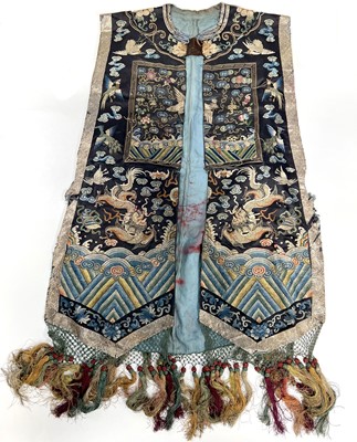 Lot 51 - Chinese silk court tunic