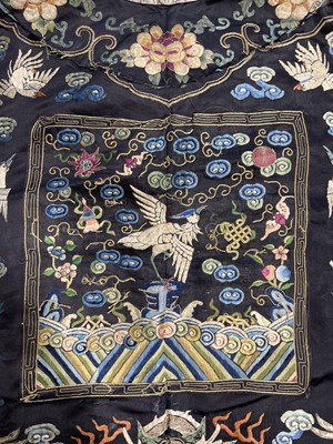 Lot 51 - Chinese silk court tunic