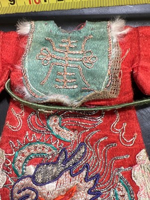 Lot 57 - Three pieces of Chinese silk work