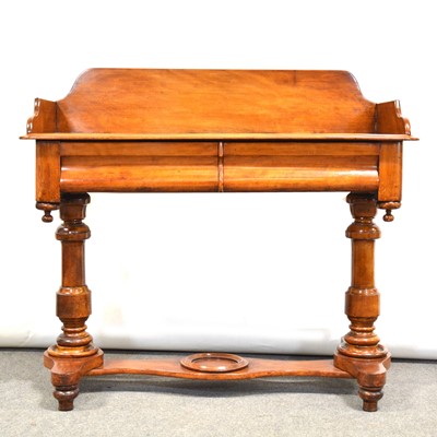 Lot 404 - Victorian mahogany washstand