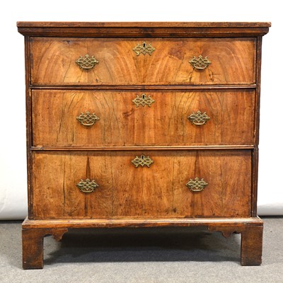 Lot 355 - Georgian chest of drawers