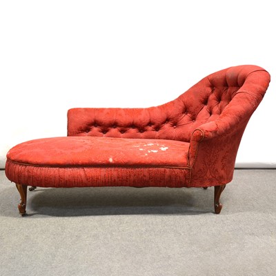 Lot 379 - Victorian chaise-longue