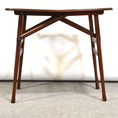 Lot 468 - Edwardian walnut folding table