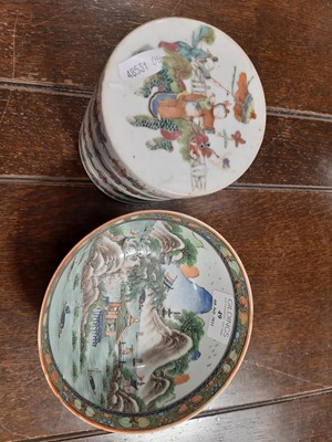 Lot 49 - Canton bowl and a four-heights storage jar