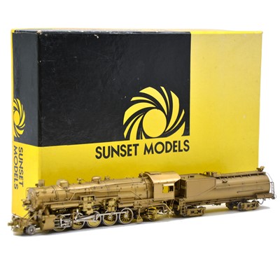 Lot 90 - Sunset Models HO gauge steam locomotive and tender, F-1, brass model, boxed