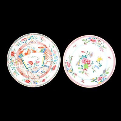 Lot 1 - Two Chinese export porcelain plates