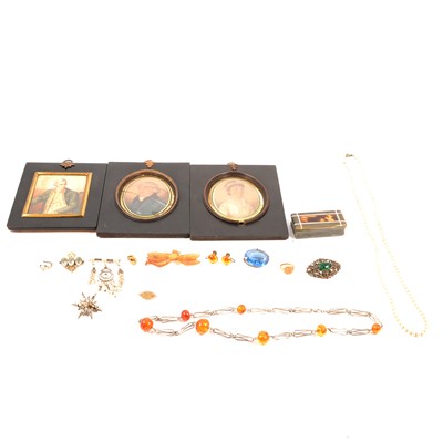 Lot 206 - Gold, silver, white metal and costume jewellery, and portrait miniatures.