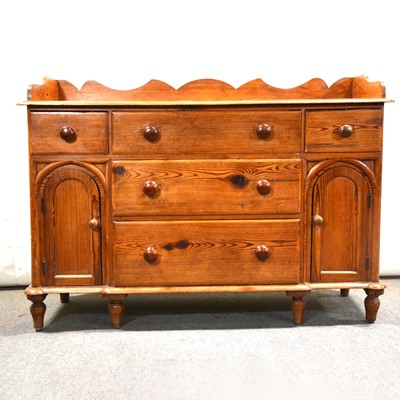 Lot 419 - Pitch pine Lincolnshire dresser