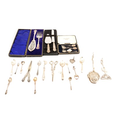 Lot 271 - Small quantity of sundry silver and other cutlery