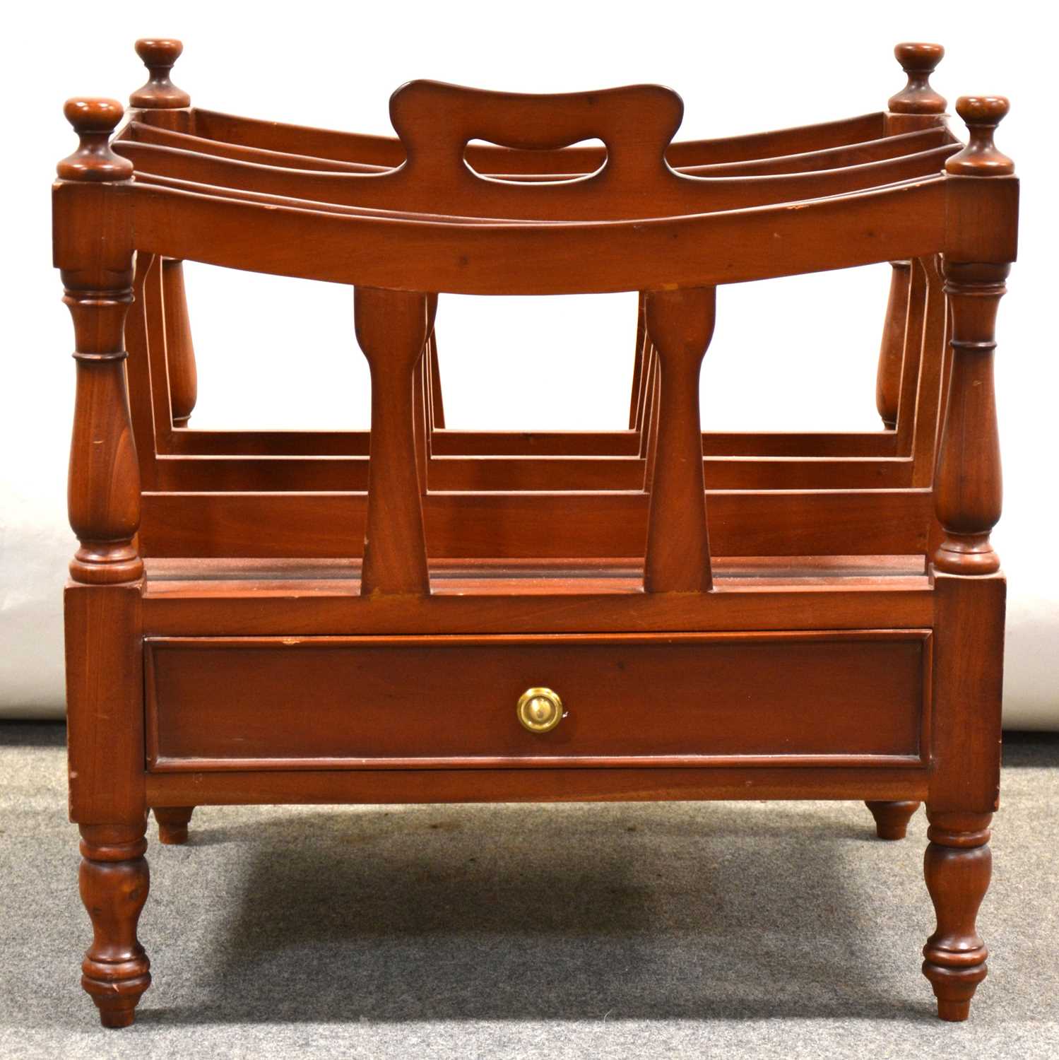 Lot 435 - Reproduction mahogany Canterbury book rack
