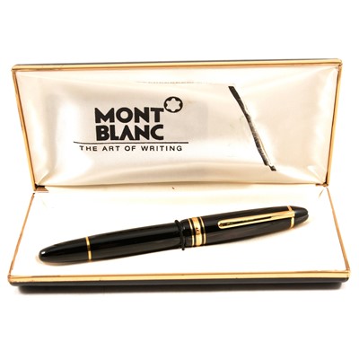 Lot 379 - CATALOGUE AMENDMENT - Montblanc 146 (not 149) fountain pen.