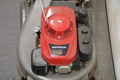 Lot 510 - Honda HRD 536 petrol lawn mower