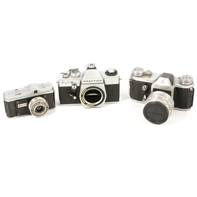 Lot 127 - Ten 35mm SLR vintage cameras