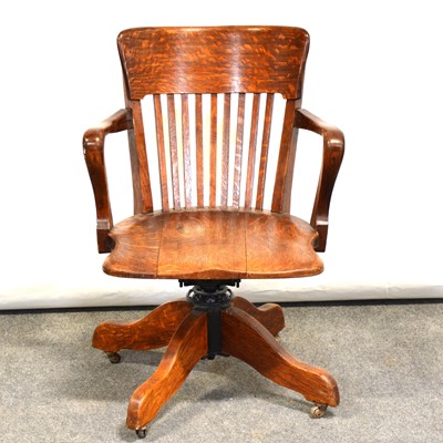 Lot 367 - Oak swivel office chair