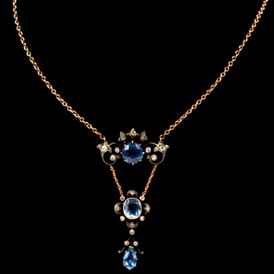 Lot 206 - An Edwardian aquamarine and diamond pendant necklace.