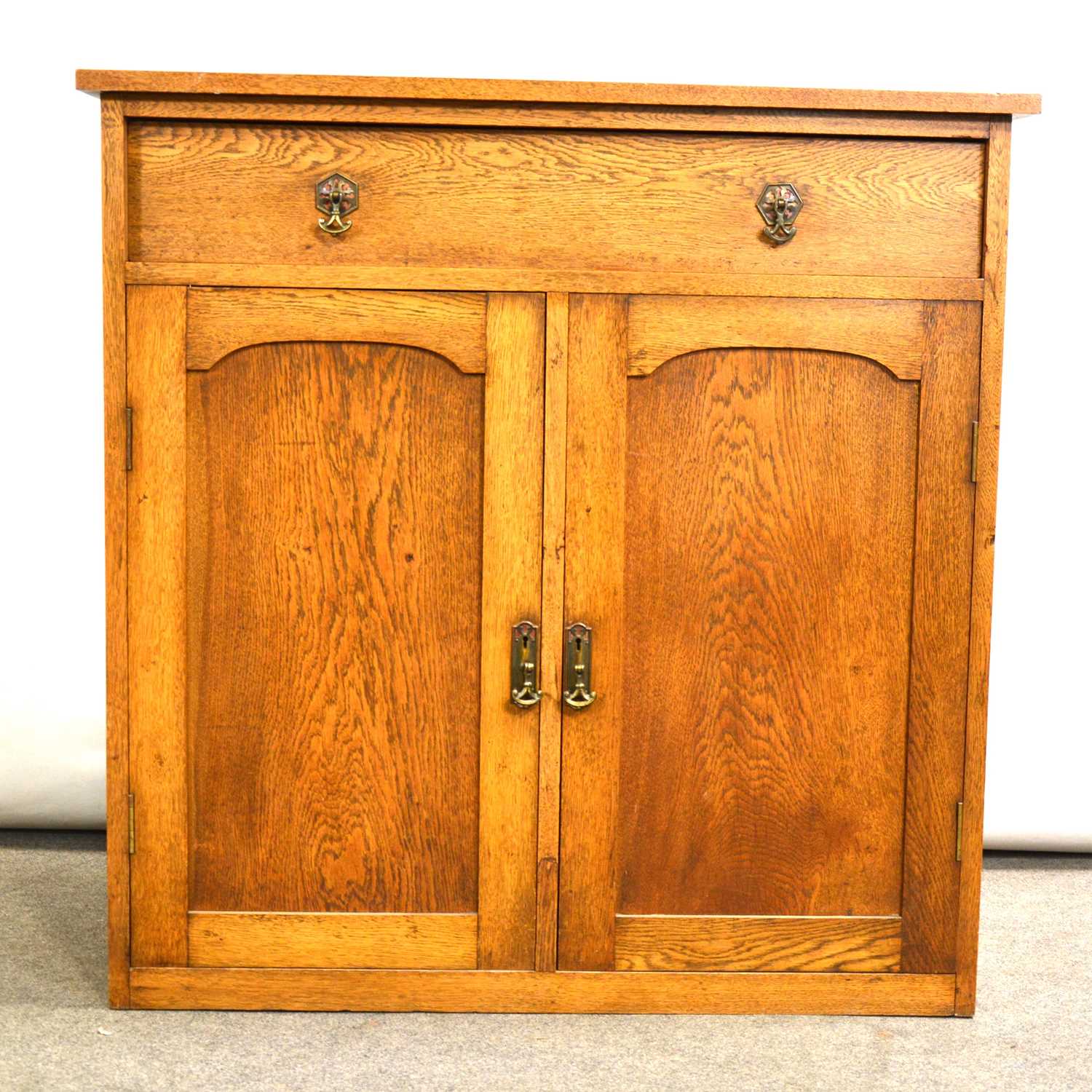 Lot 379 - Edwardian oak cupboard