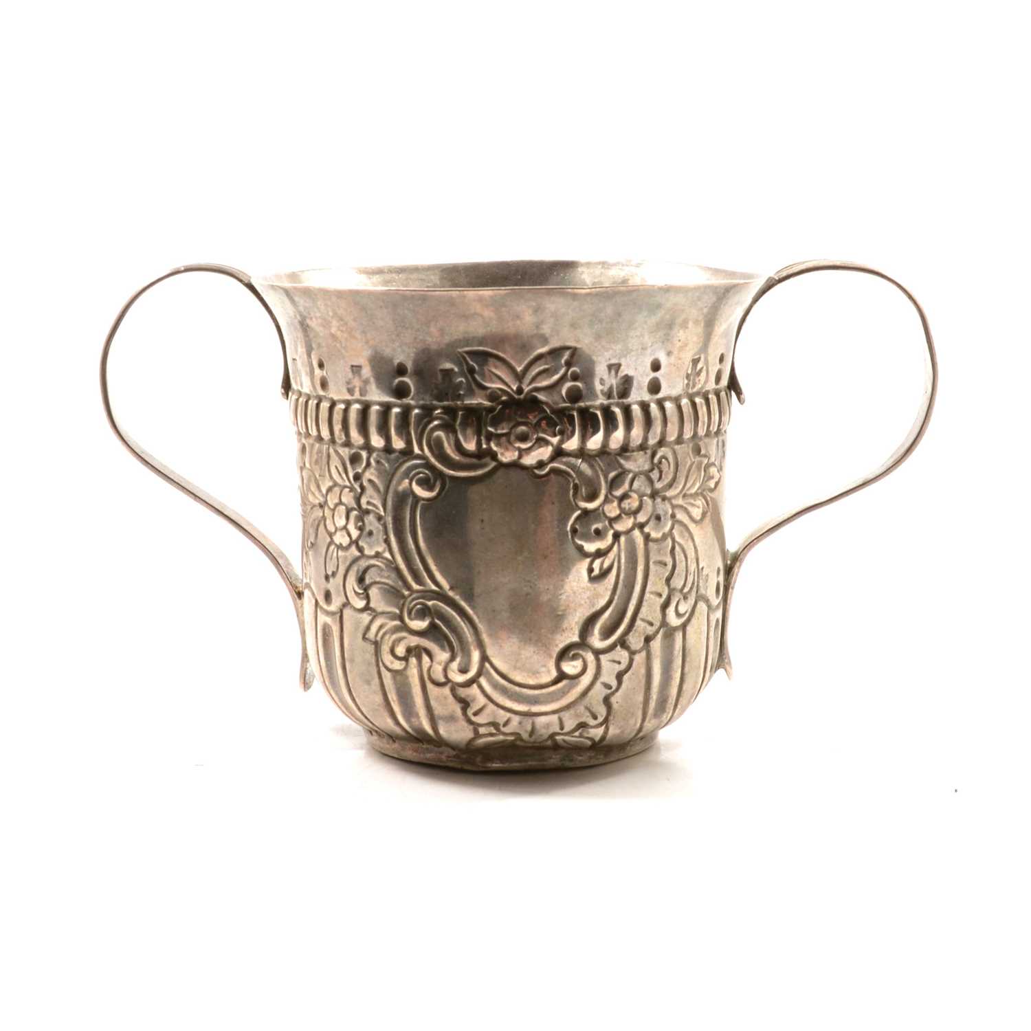 Lot 208 - Scottish silver porringer