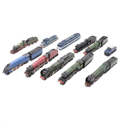 Lot 314 - Ten Jouef and Tri-ang HO/OO gauge locomotives, and one other