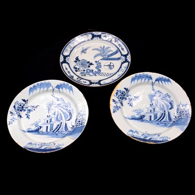 Lot 51 - Two Delft chargers and a Chinese charger