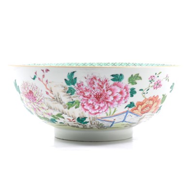 Lot 49 - Chinese famille rose bowl