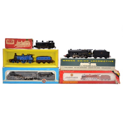 Lot 333 - Five OO gauge locomotives, including Dublo, Airfix, Triang and others, mostly boxed