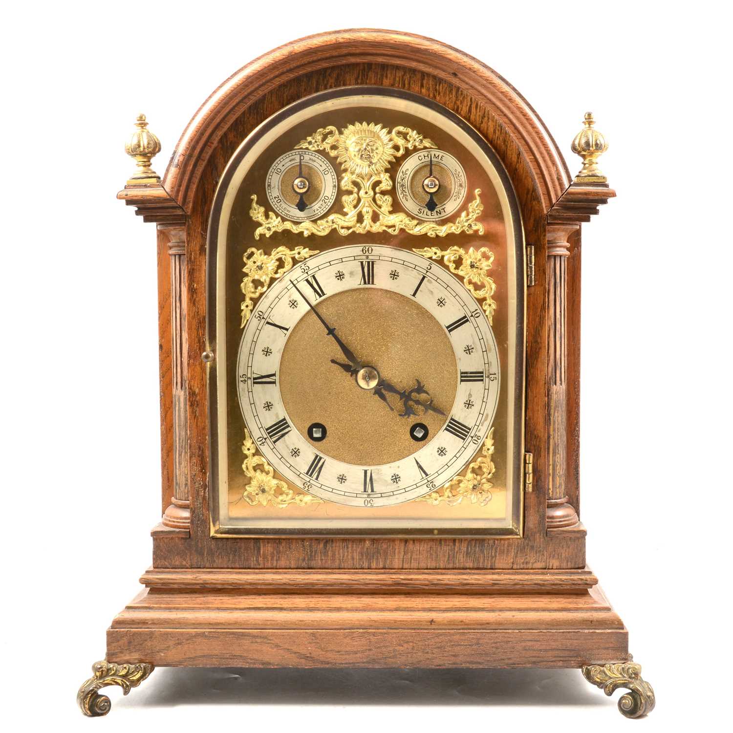 Lot 416 - Oak mantel clock