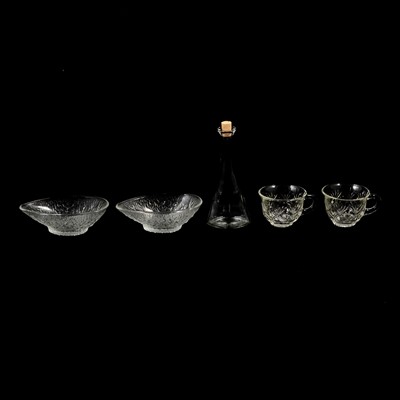 Lot 64 - Quantity of cut and moulded glassware