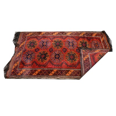 Lot 461 - Large woolen rug