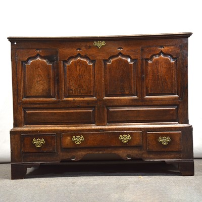 Lot 446 - Joined oak mule chest