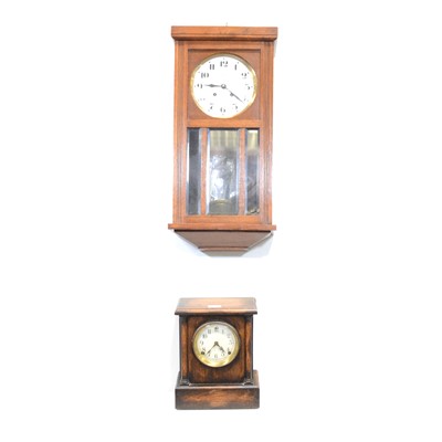 Lot 427 - An oak cased wall clock and mantel clock