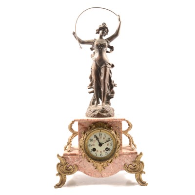 Lot 419 - French mantel clock