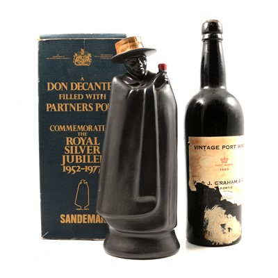 Lot 158 - 1960 Grahams vintage port, and a Sandeman Ltd edition decanter containing Port