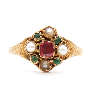 Lot 52 - A Victorian gemstone ring.