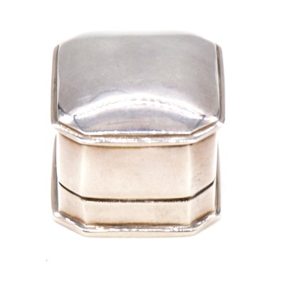 Lot 440 - A silver ring box.