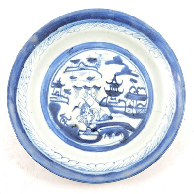 Lot 44 - A Chinese blue and white plate