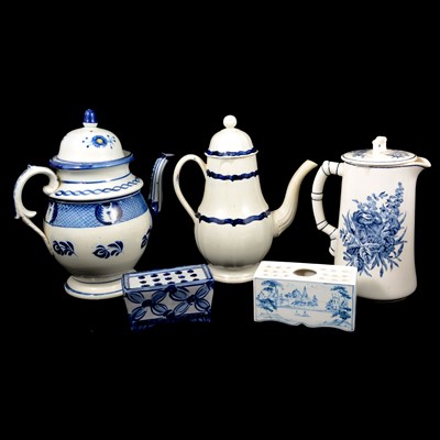 Lot 3 - Large pearlware teapot, possibly Liverpool, and other blue and white ware