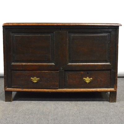 Lot 281 - Joined oak mule chest