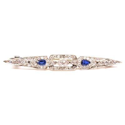 Lot 229 - An Art Deco sapphire and diamond bar brooch.