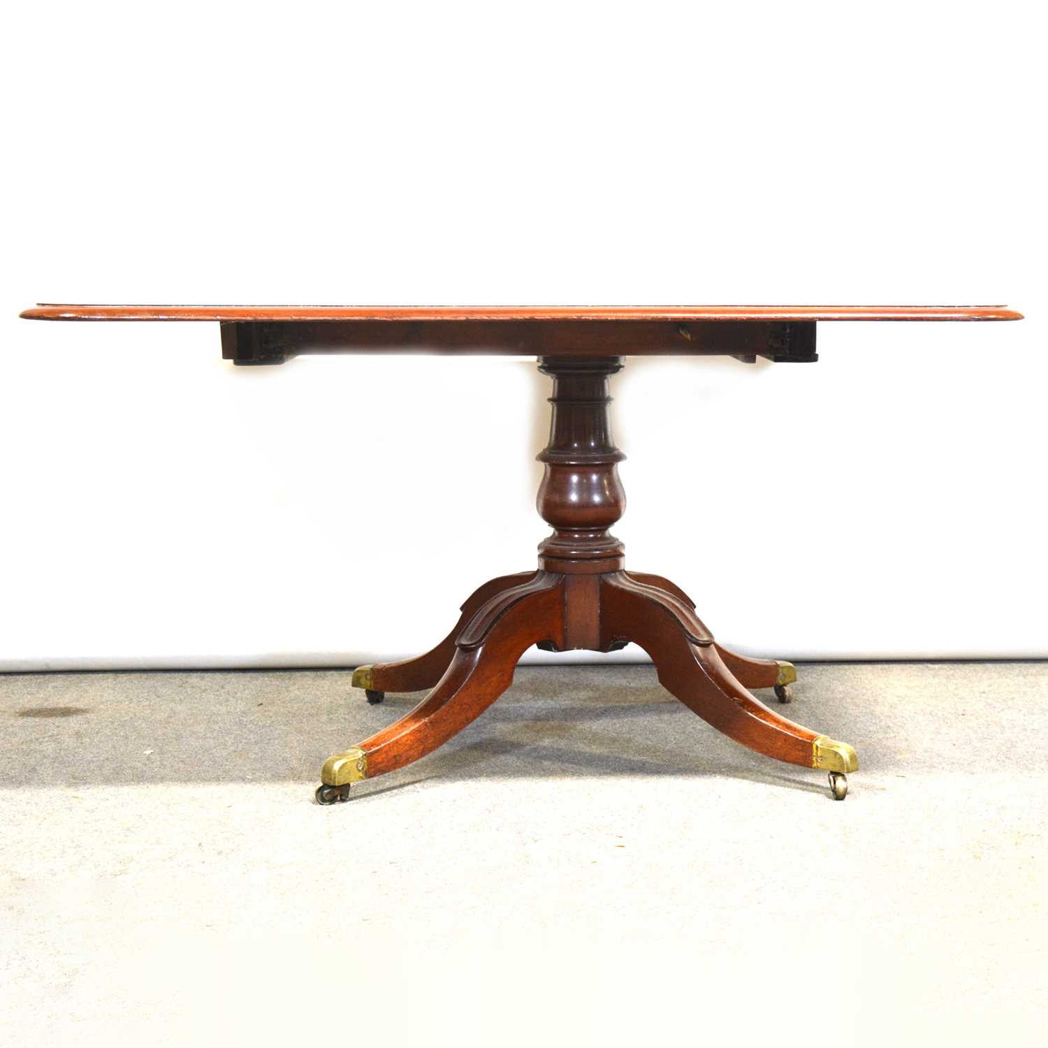 Lot 306 - Victorian mahogany breakfast table