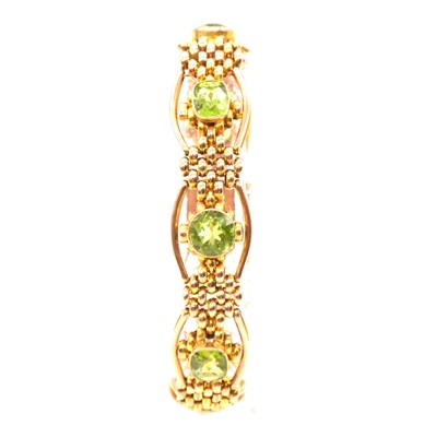 Lot 163 - A peridot bracelet.