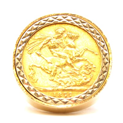 Lot 124 - A Gold Full Sovereign Coin ring, Victoria Young Head Full Sovereign 1877.