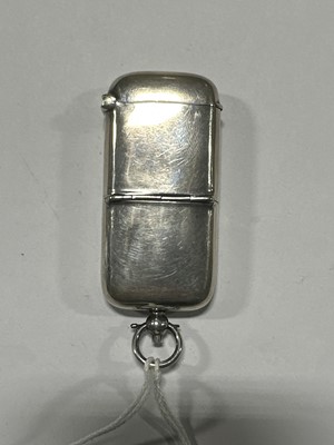 Lot 295 - Edward VII silver combination Sovereign coin and vesta case