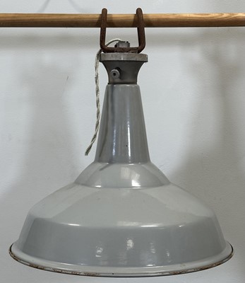 Lot 547 - Vintage Benjamin 'Crysteel' enmelled industrial factory pendant lamp
