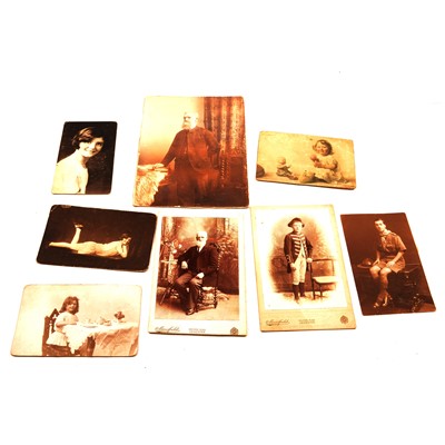 Lot 324 - Vintage suitcase containing photographs from the WW2 and earlier era, hair models etc.