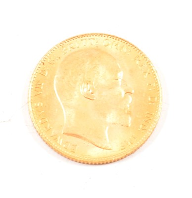 Lot 185 - Edward VII gold Sovereign coin, 1907