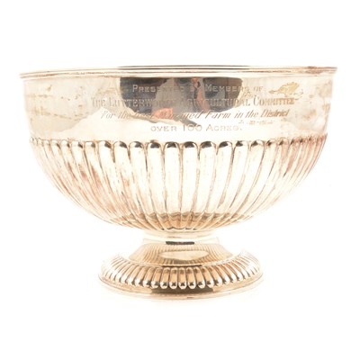 Lot 213 - Silver rose bowl