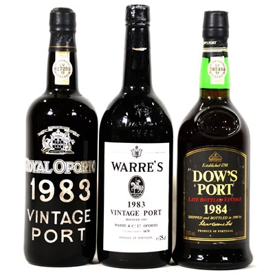 Lot 23 - Three bottles of assorted vintage port